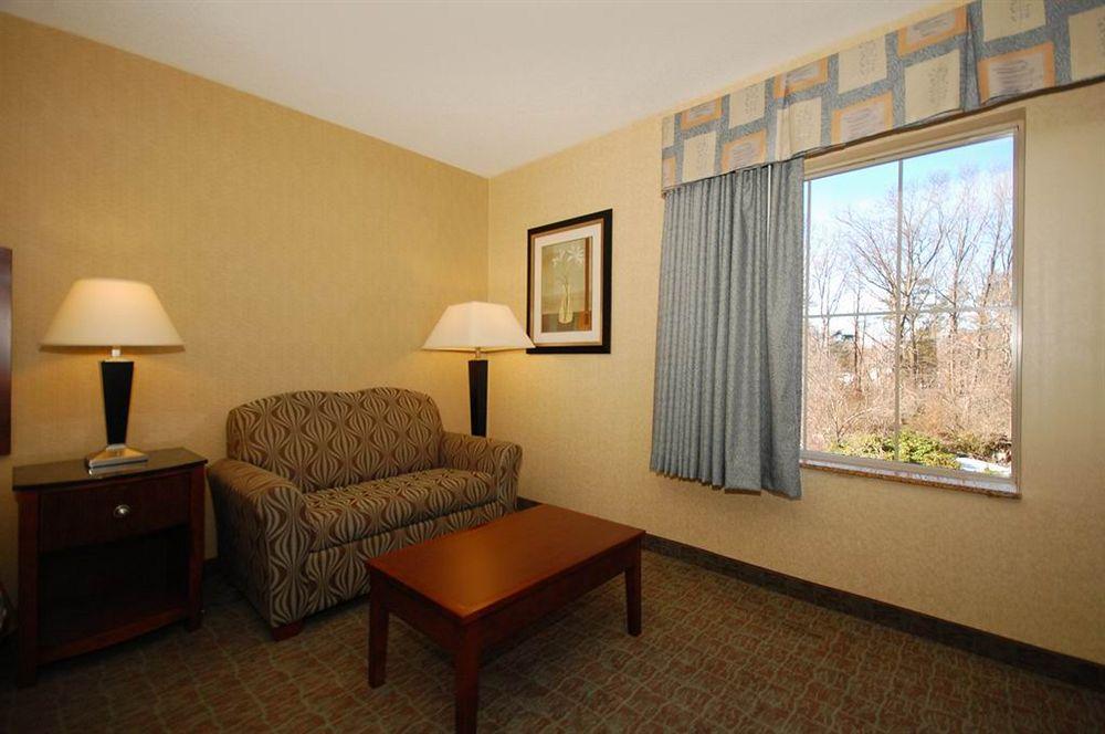 Sleep Inn & Suites Near Joint Base Andrews-Washington Area Morningside Exteriör bild