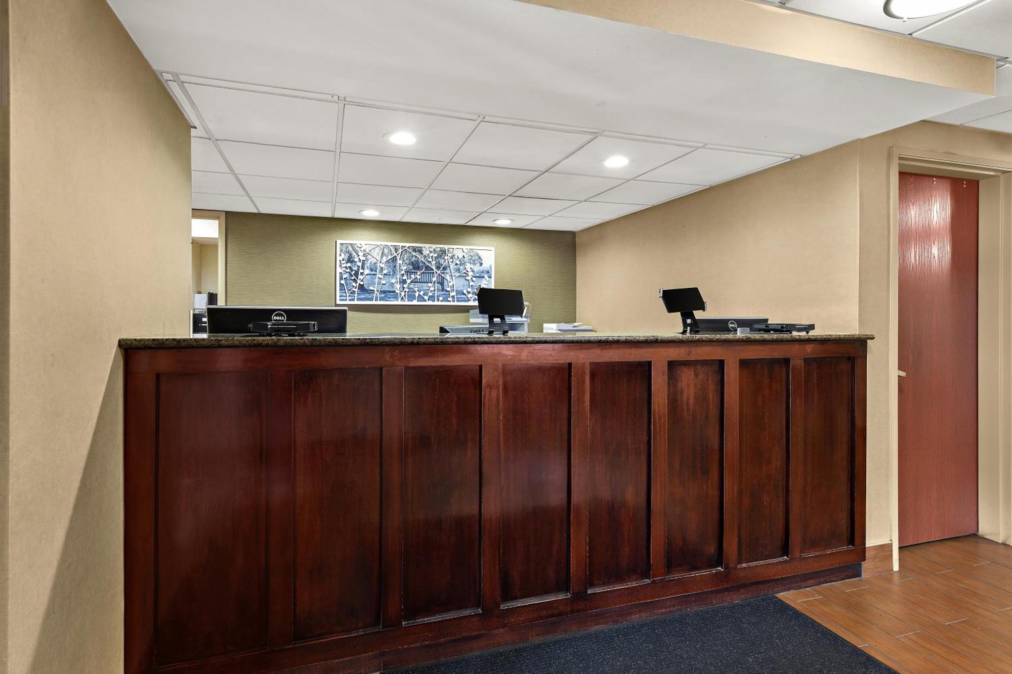 Sleep Inn & Suites Near Joint Base Andrews-Washington Area Morningside Exteriör bild