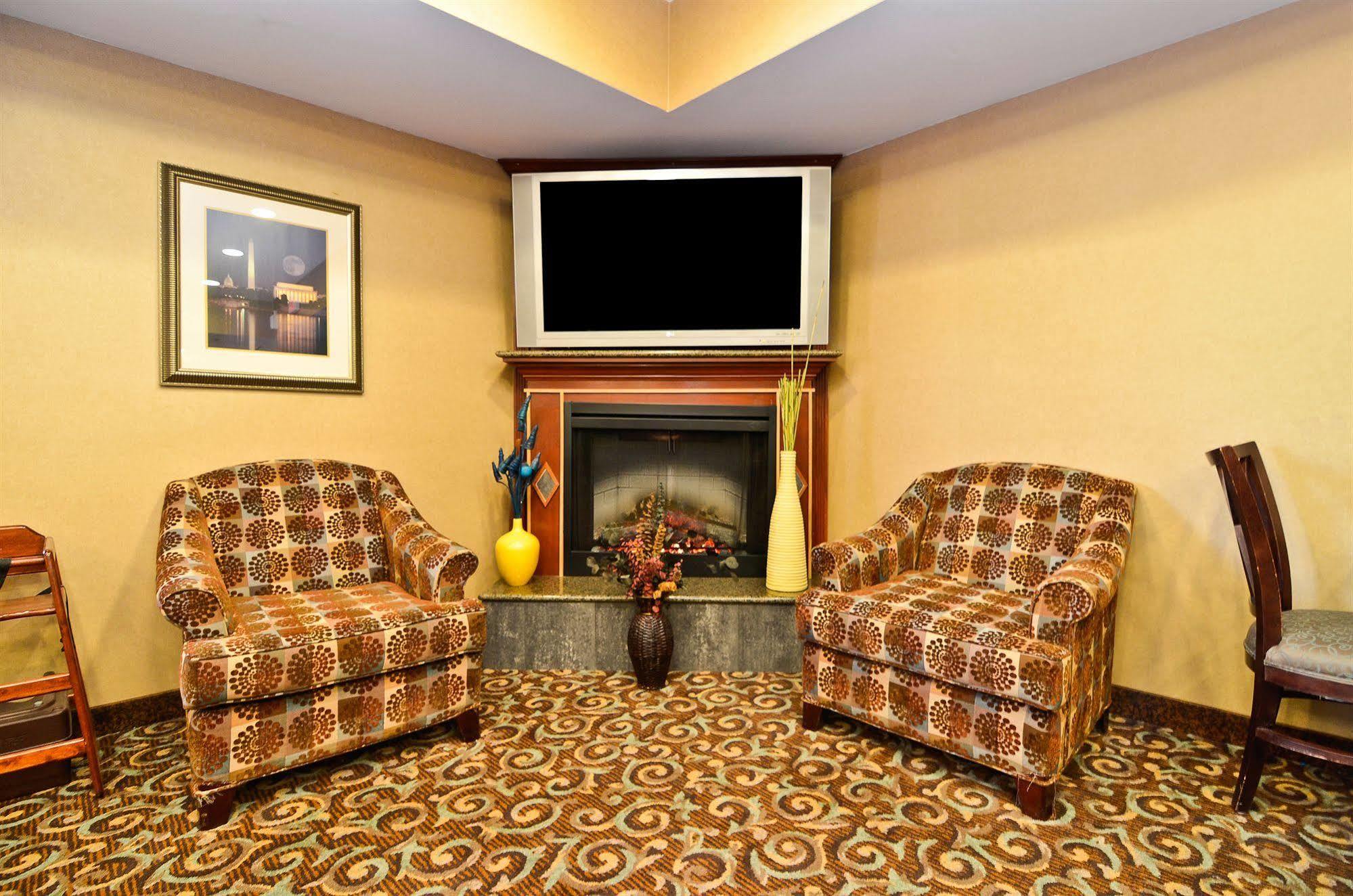 Sleep Inn & Suites Near Joint Base Andrews-Washington Area Morningside Exteriör bild