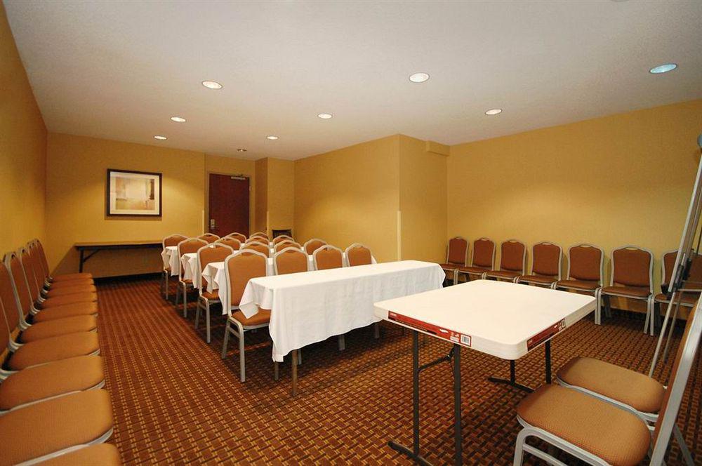 Sleep Inn & Suites Near Joint Base Andrews-Washington Area Morningside Exteriör bild